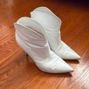 Gianvitto Rossi White Bootie